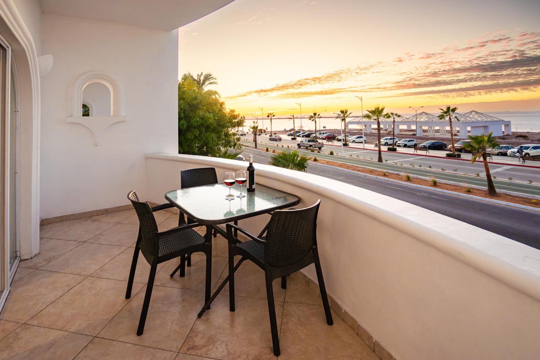 Hotel & Suites El Moro La Paz Exterior photo