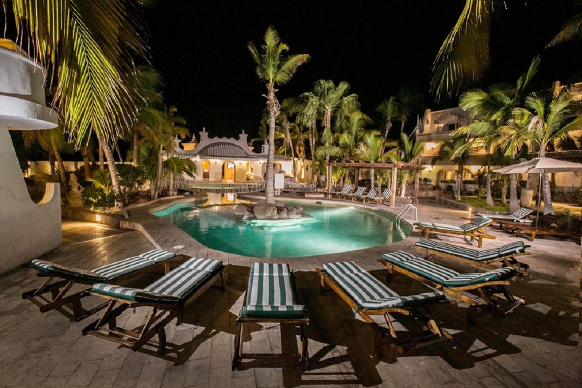 Hotel & Suites El Moro La Paz Exterior photo